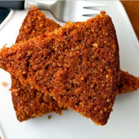 FLOURLESS CARROT CAKE